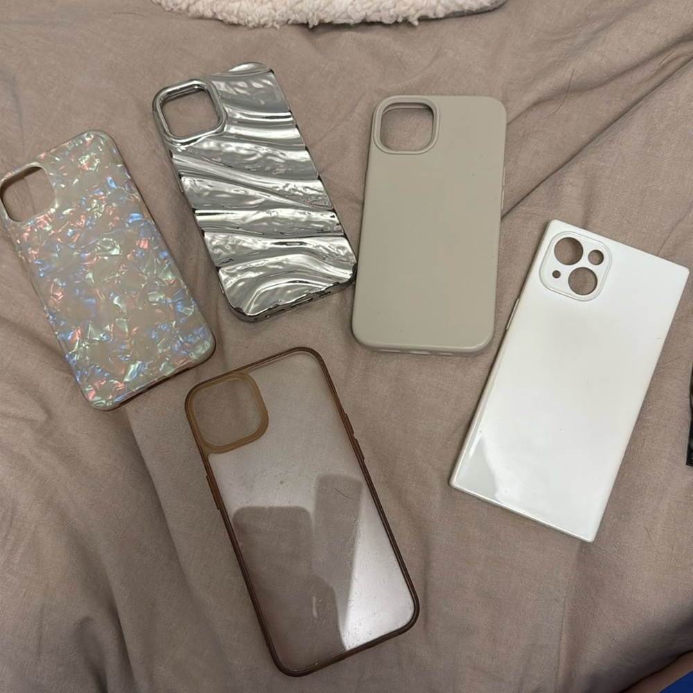 iPhone 13 Cases